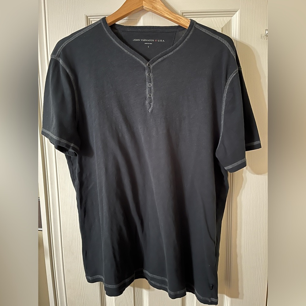 Men’s John Varvatos black shirt